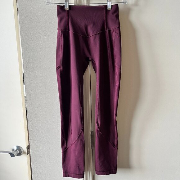 Lululemon “Like New” Leggings Maroon Color Women’s Size 2 - Picture 1 of 11